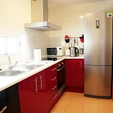 Oasis Fanabe Xi Apartment *