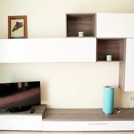 Oasis Fanabe Xi Apartment *